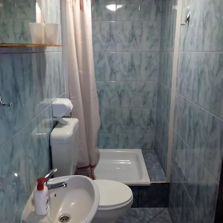 Ostanak kod kuće Stricek