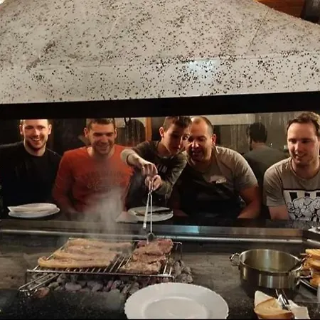 Stricek Ostanak kod kuće *