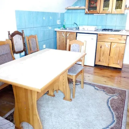 Stricek Ostanak kod kuće Kupres (Canton 10)